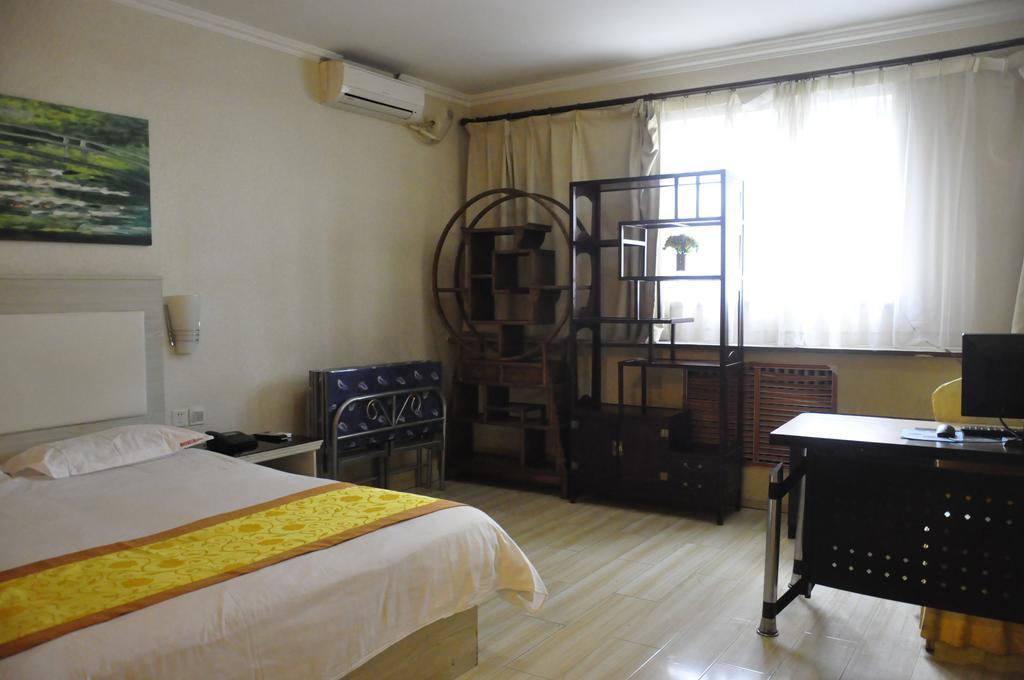 Super 8 Hotel Beijing Shijingshan Jiujiuyuan الغرفة الصورة